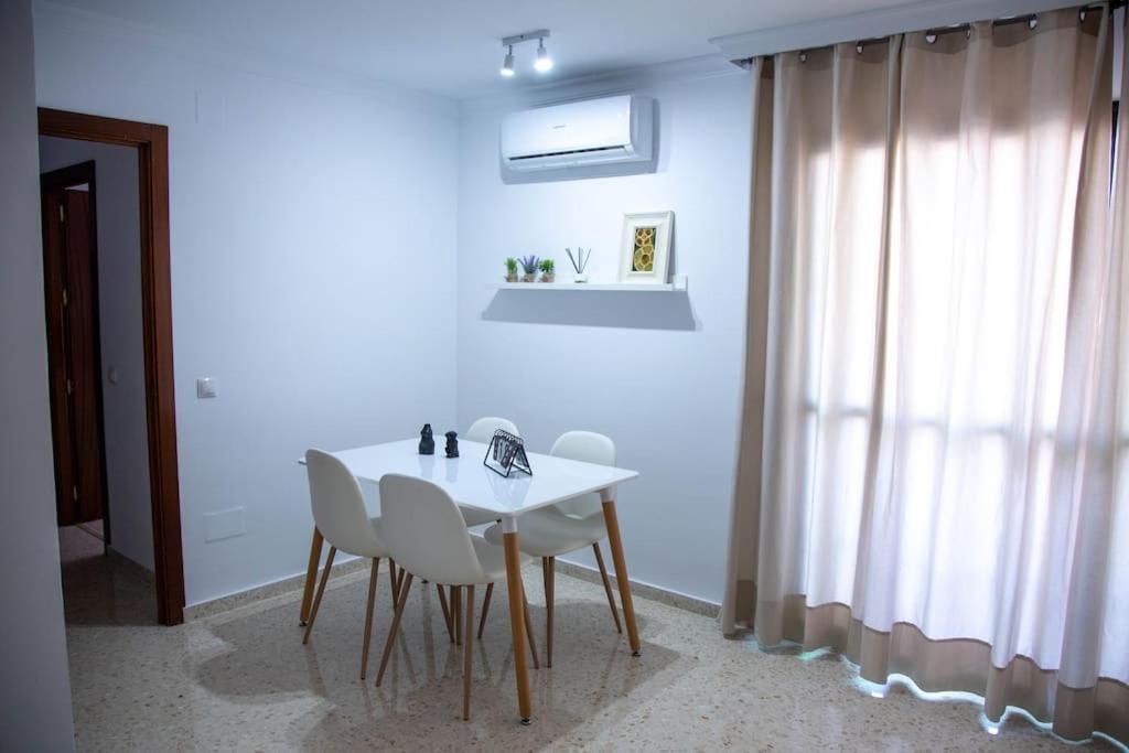 Apartamento El Rincon De Apolo. Atico Con Aparcamiento Gratis. Málaga Exterior foto