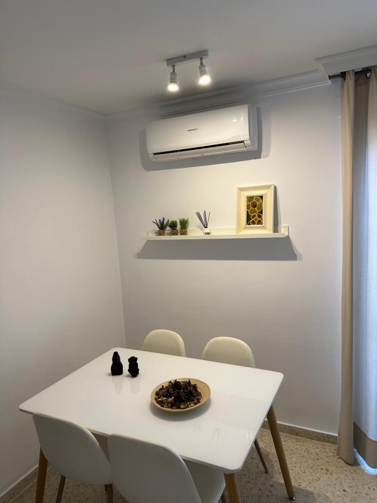 Apartamento El Rincon De Apolo. Atico Con Aparcamiento Gratis. Málaga Exterior foto